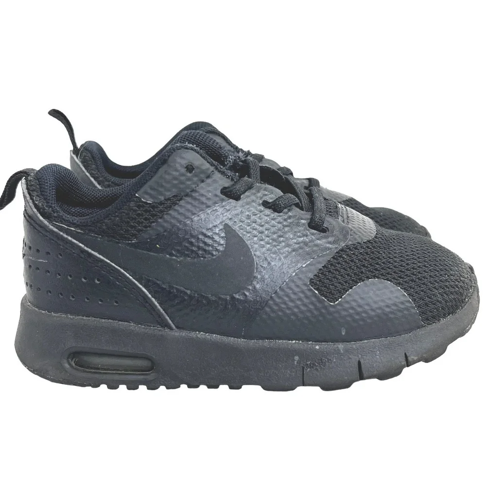 Nike Air Max Tavas‎ Sneakers Kids Size 7C Black Low Top Athletic Shoes Lace Up